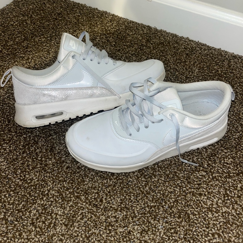 Woman’s size 8 nikes